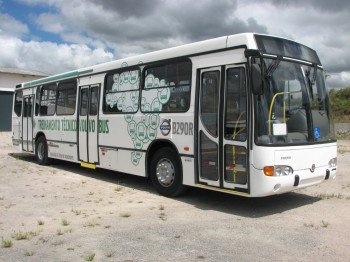 Caravana de Treinamento Volvo Bus -
 B290R