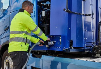 Volvo apresenta na Europa caminhão com células de combustível a hidrogênio, com zero emissões