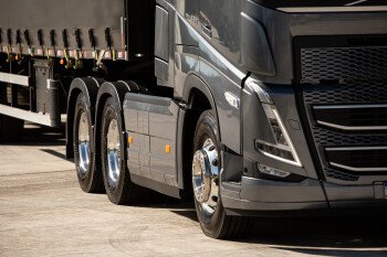Novo pacote aerodinâmico deixa Volvo FH ainda mais econômico 