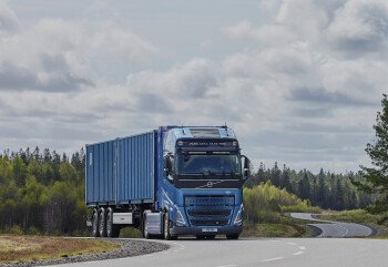 Volvo apresenta na Europa caminhão com células de combustível a hidrogênio, com zero emissões