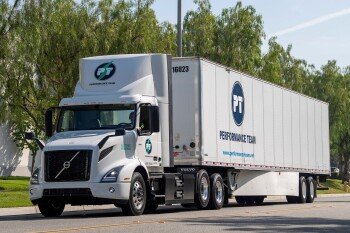 Maersk faz pedido recorde de caminhões elétricos Volvo